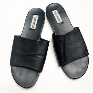 Steve Madden Karolyn Flat sandals